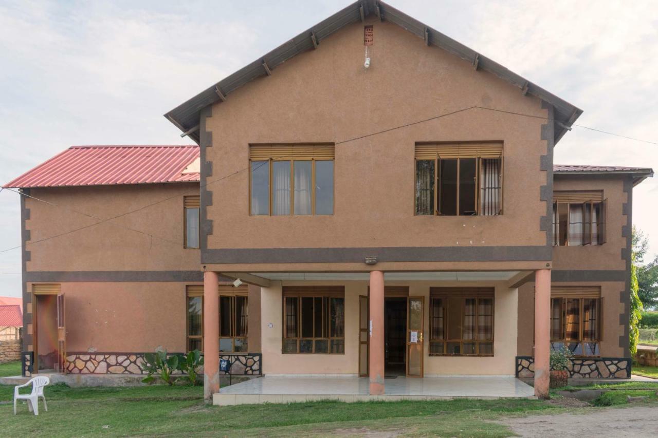 Rwenzori International Hotel קאססה מראה חיצוני תמונה