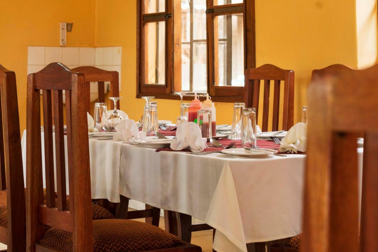Rwenzori International Hotel קאססה מראה חיצוני תמונה