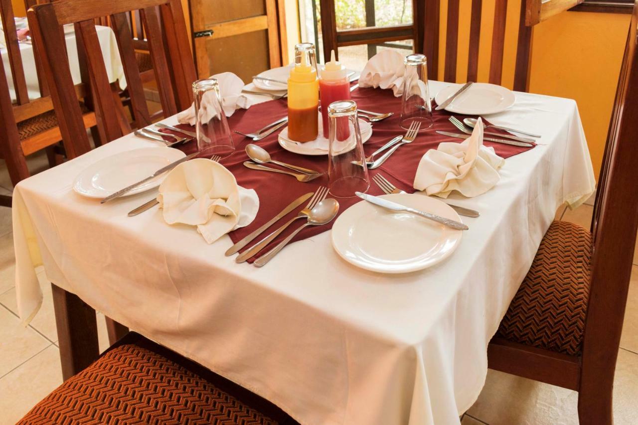 Rwenzori International Hotel קאססה מראה חיצוני תמונה