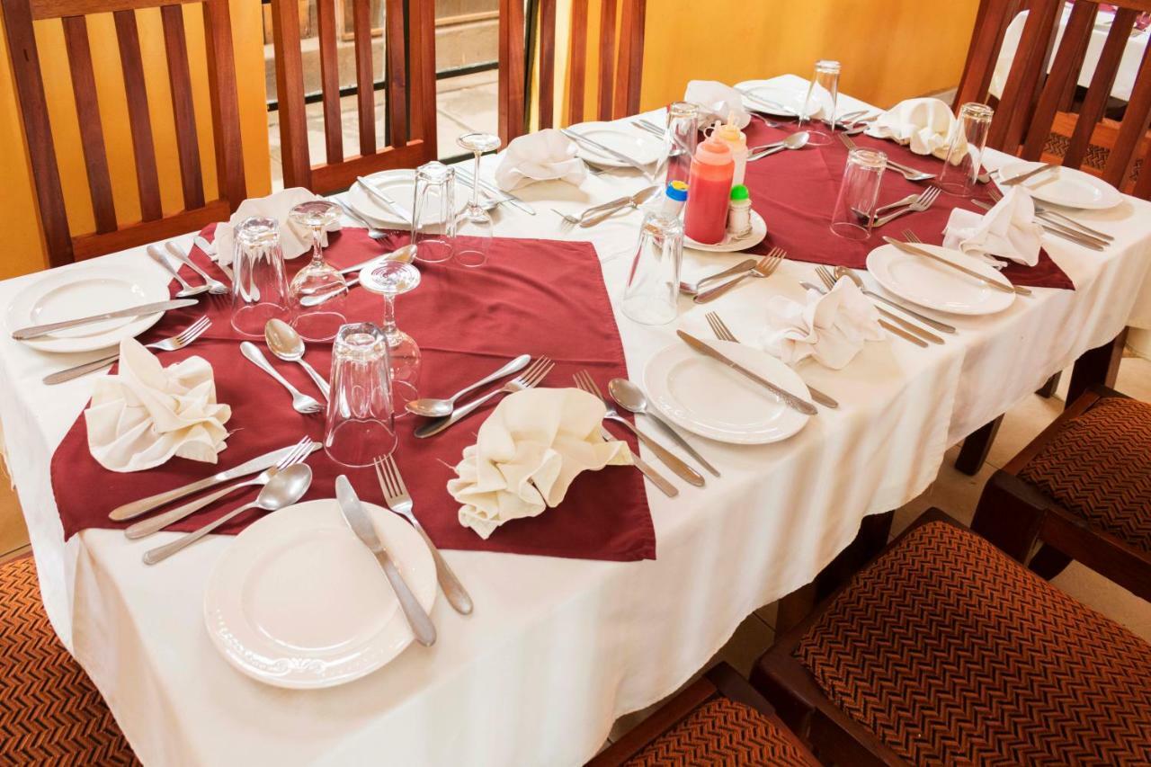 Rwenzori International Hotel קאססה מראה חיצוני תמונה