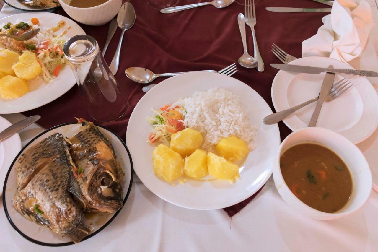 Rwenzori International Hotel קאססה מראה חיצוני תמונה