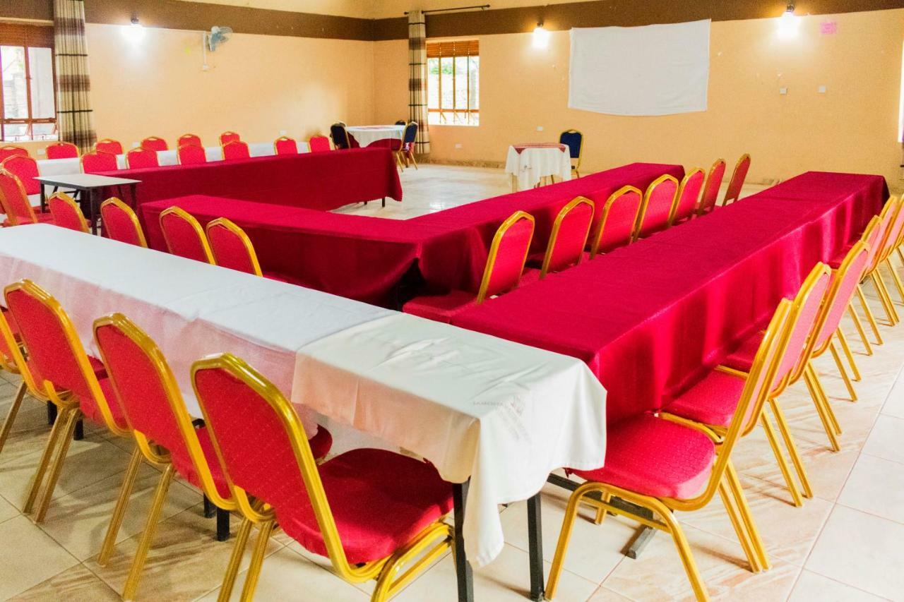 Rwenzori International Hotel קאססה מראה חיצוני תמונה