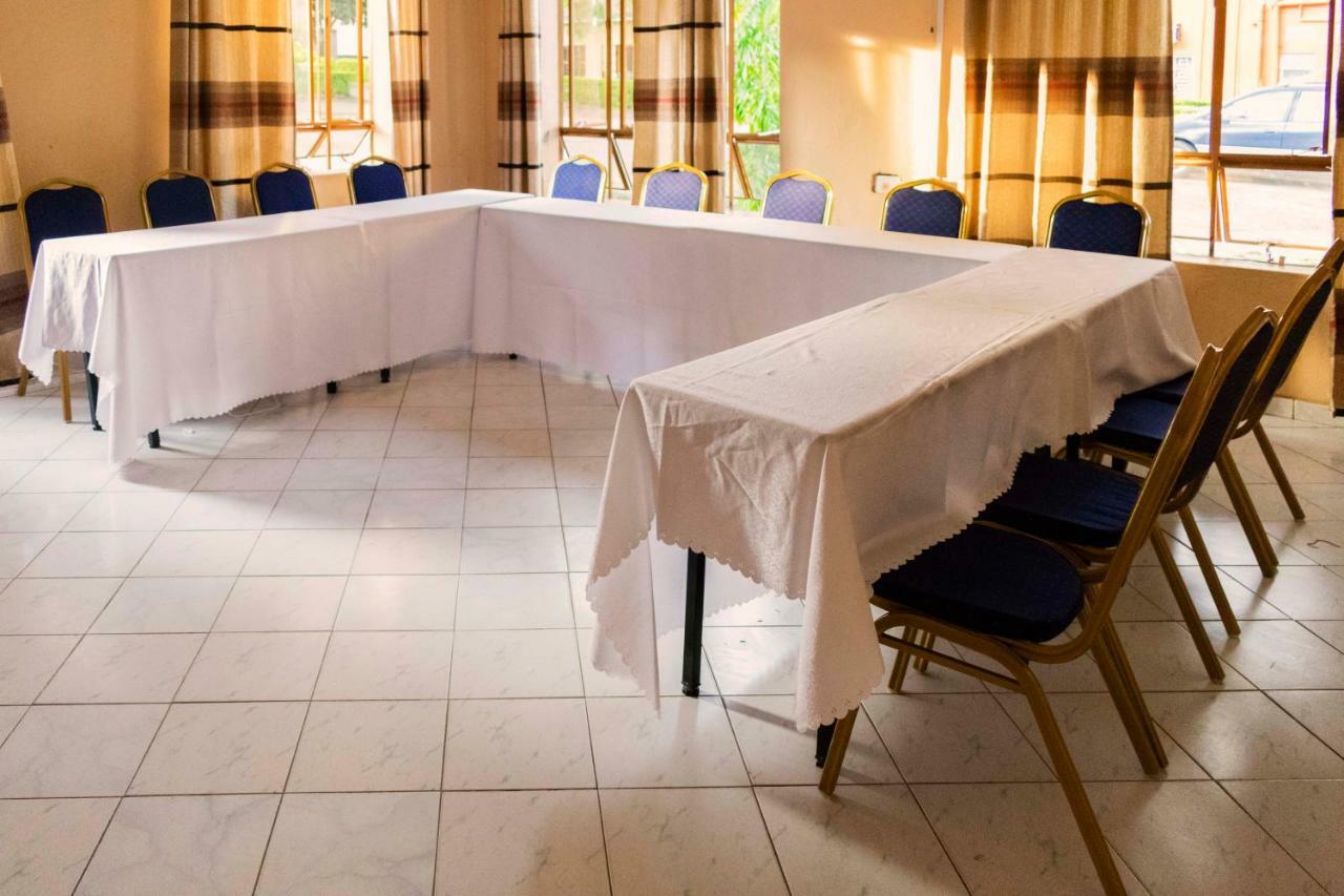 Rwenzori International Hotel קאססה מראה חיצוני תמונה