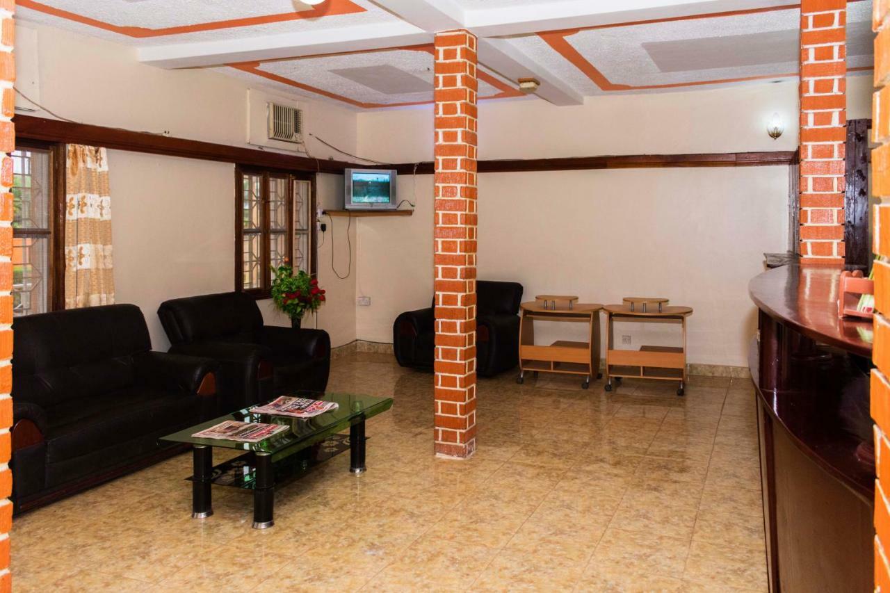 Rwenzori International Hotel קאססה מראה חיצוני תמונה