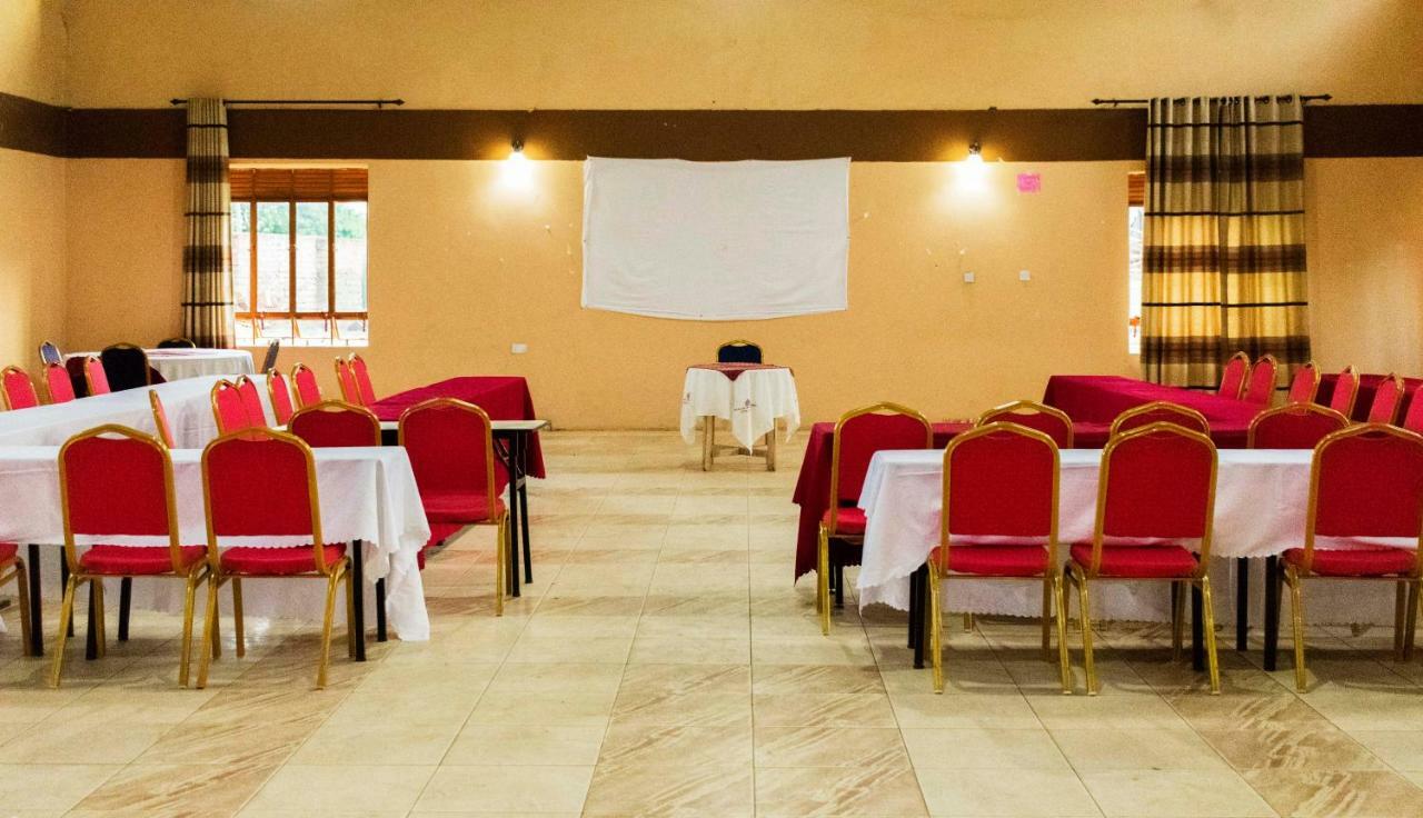 Rwenzori International Hotel קאססה מראה חיצוני תמונה